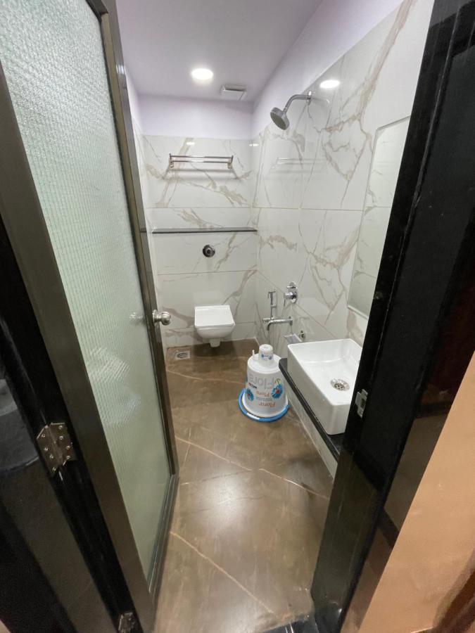 Hotel Vardhan Silvassa Εξωτερικό φωτογραφία